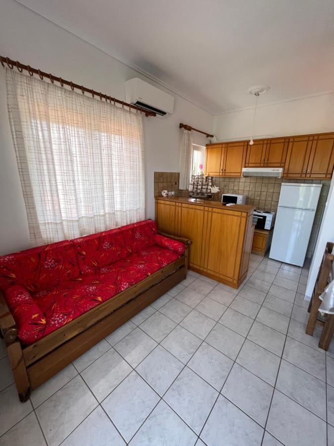 Koulouras Holiday Apartments Nikolaíika Buitenkant foto